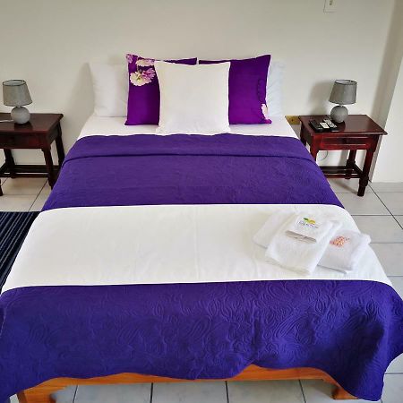 Hostal La Isla Del Descanso Puerto Villamil Extérieur photo