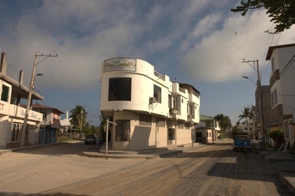 Hostal La Isla Del Descanso Puerto Villamil Extérieur photo
