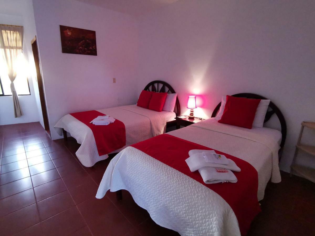 Hostal La Isla Del Descanso Puerto Villamil Extérieur photo
